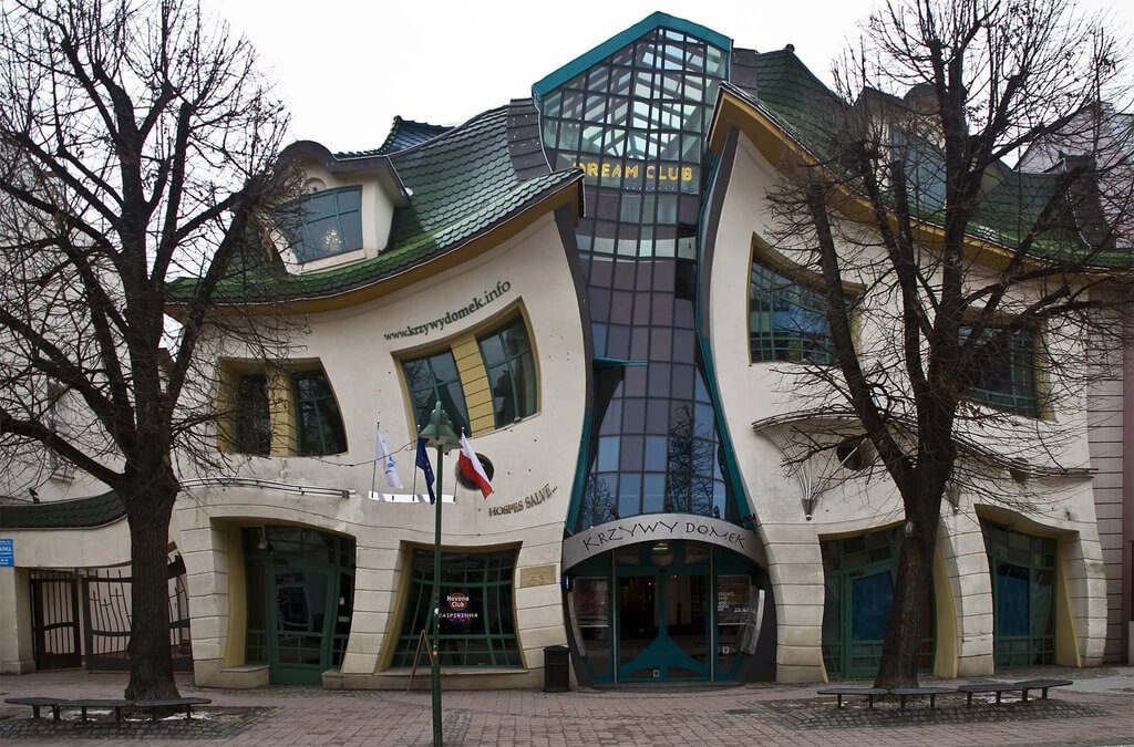 Worlds-Weirdest-Houses-15-1024x675.jpg